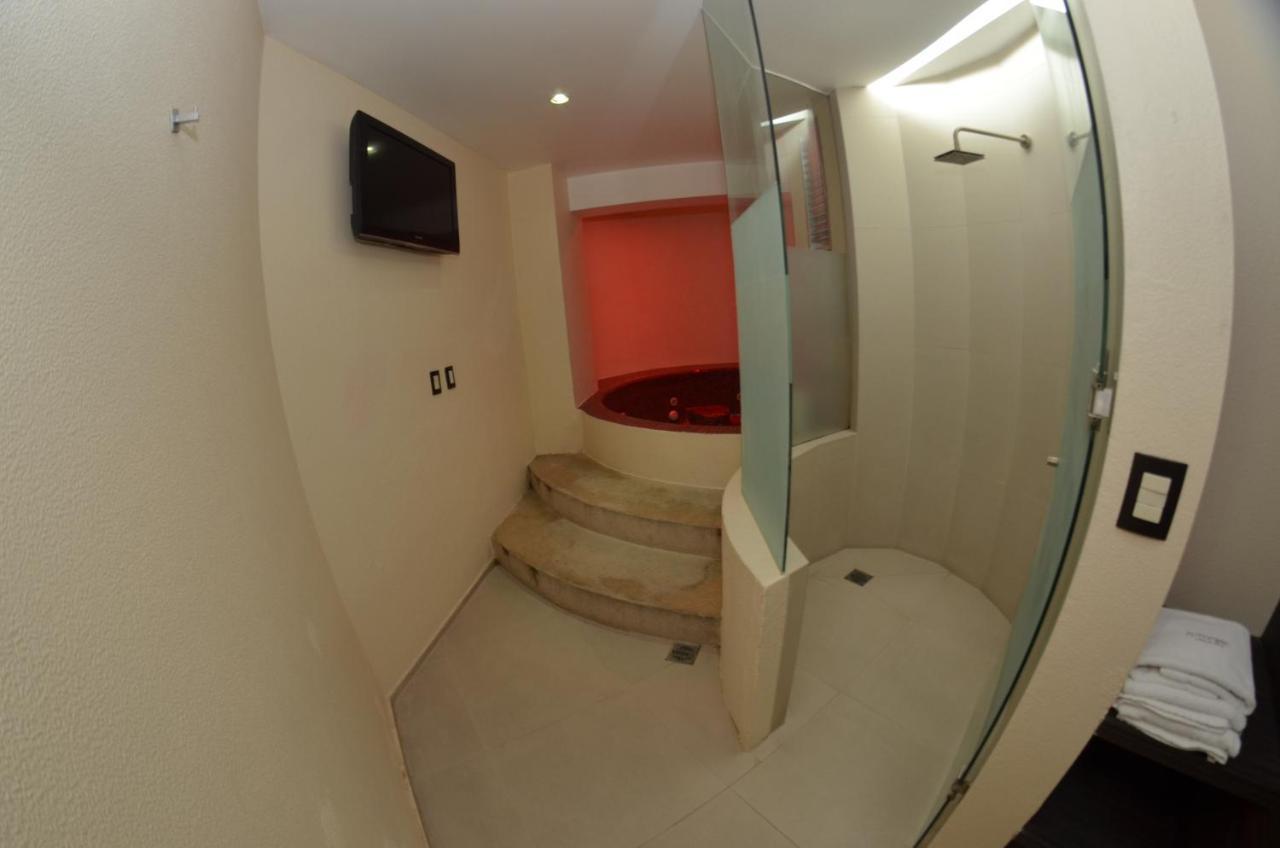 Love hotel La Moraleja 3*