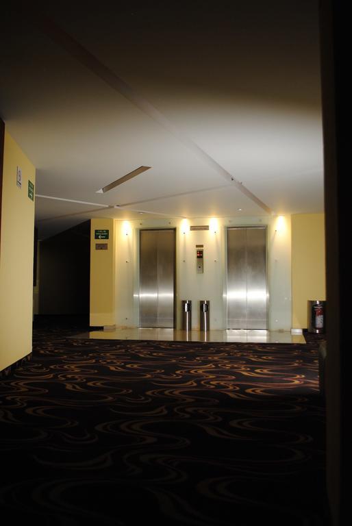 Love hotel La Moraleja 3*